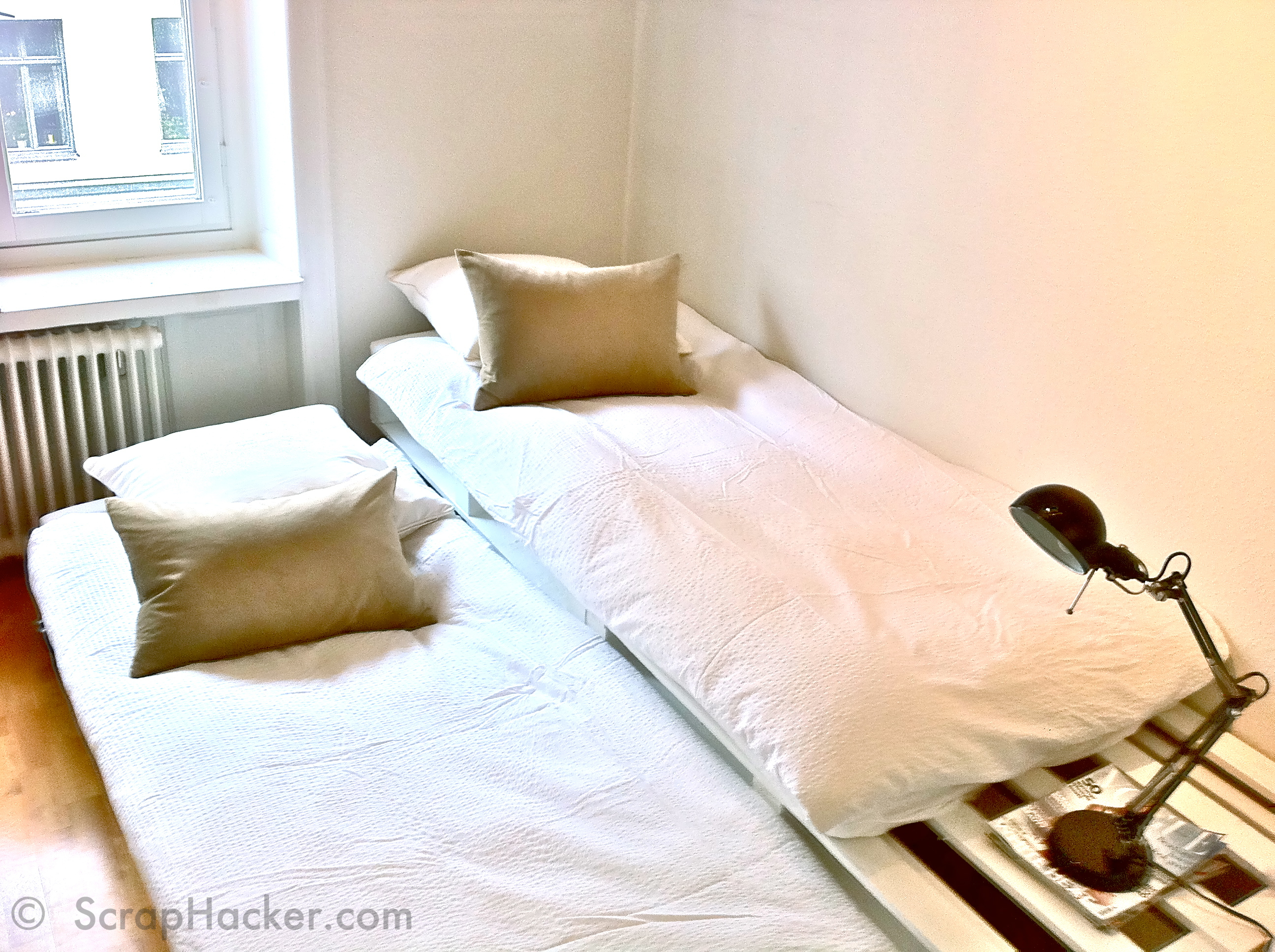 Pallet Sofa/Bunk Bed â€“ A 10-step Tutorial