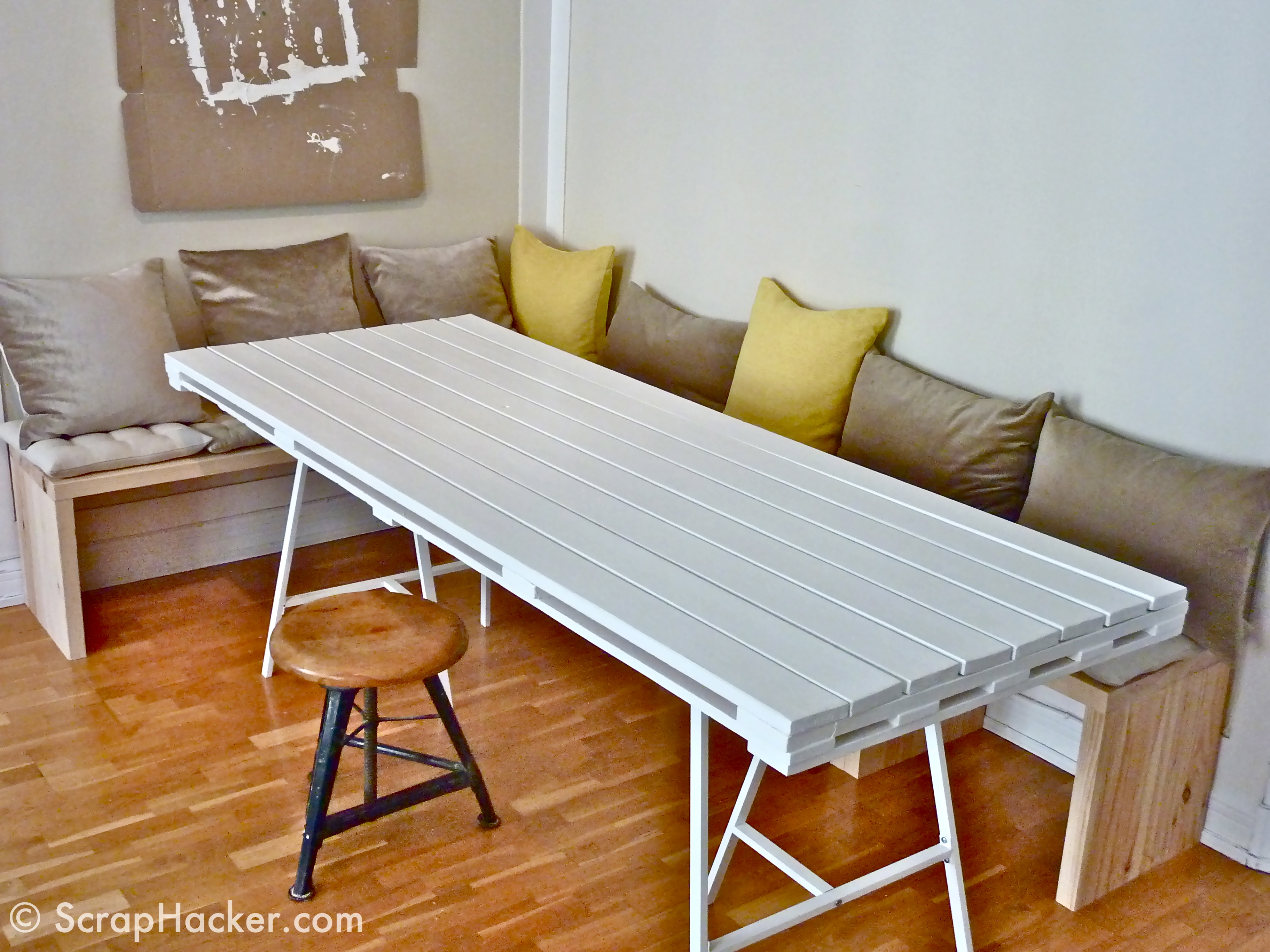 D I Y Pallet Dining Table A 10 Step Tutorial