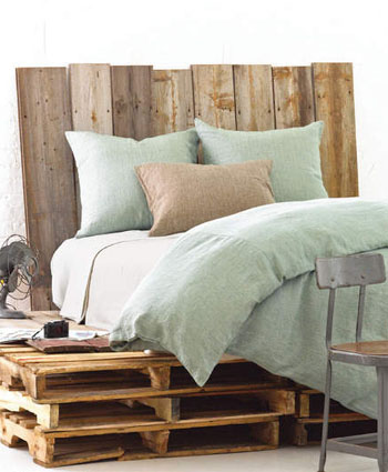 pallets bed